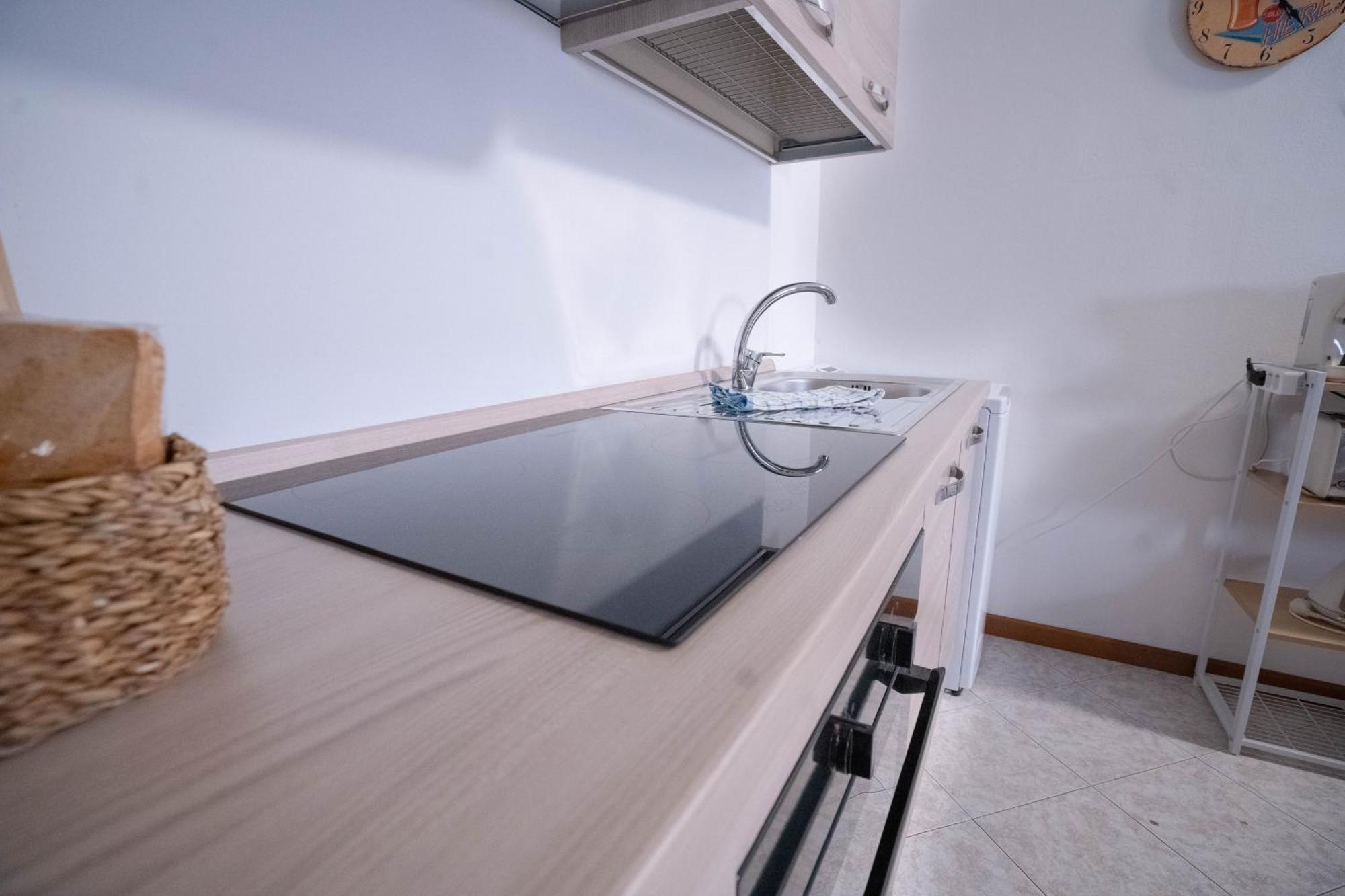 La Perla Del Bernina Express Apartment ตีราโน ภายนอก รูปภาพ